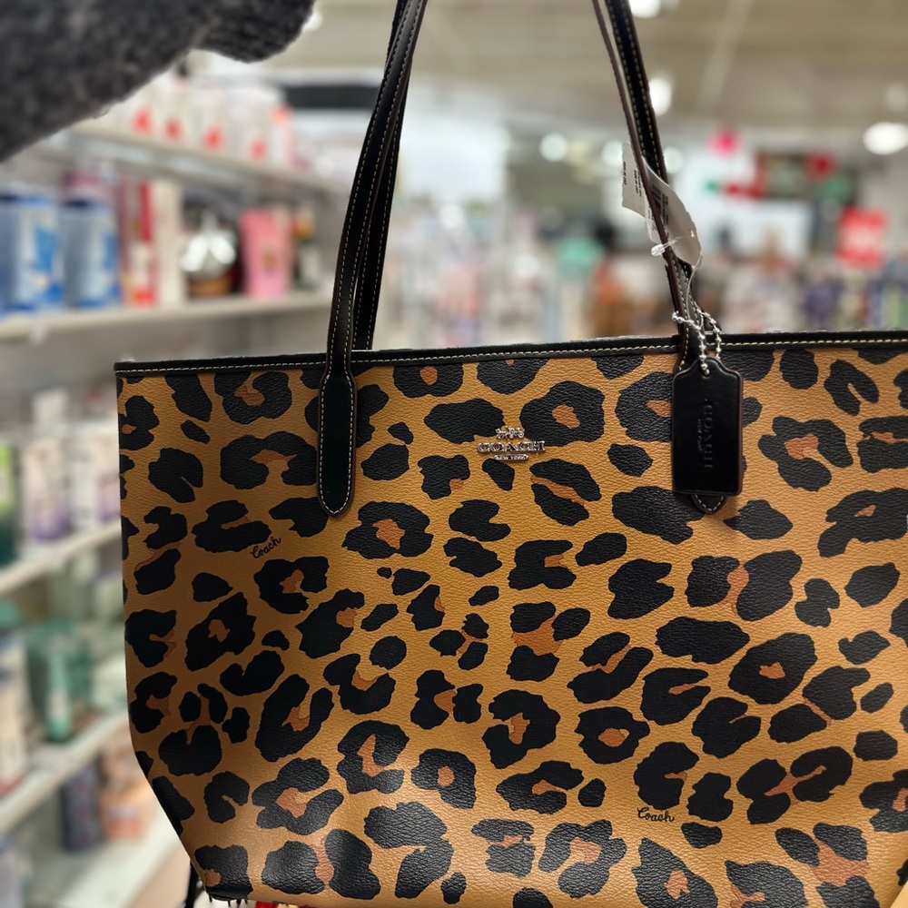 Coach Leo Big City Tote Leopard Print NWT Large Tote